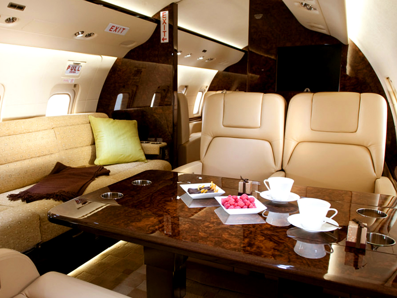 jet Bombardier Challenger 850